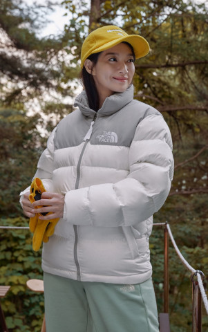 1992 눕시 재킷(30주년 기념판)을 착용한 노스페이스 홍보대사 신민아 (사진=노스페이스)